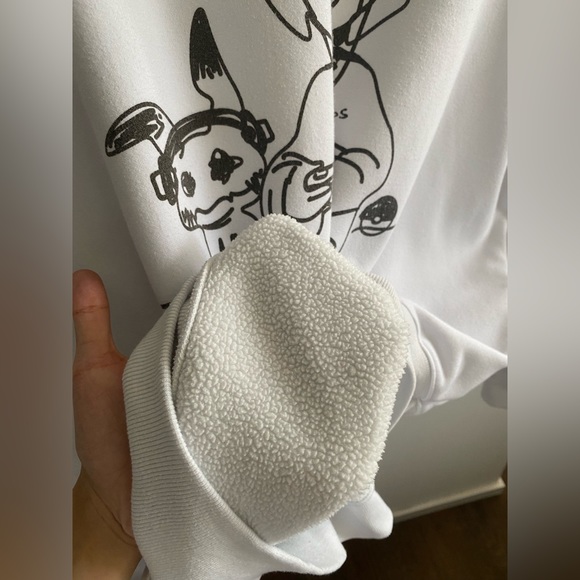 White fleece sweatshirt - Picture 3 of 3